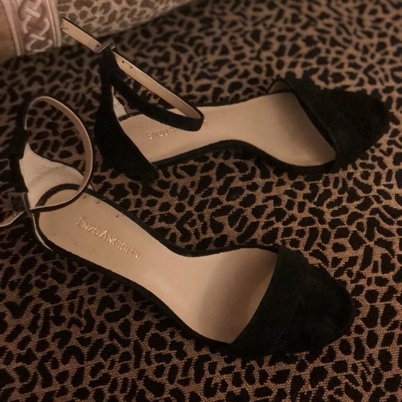 Black suede sandals - Picture 4 of 6